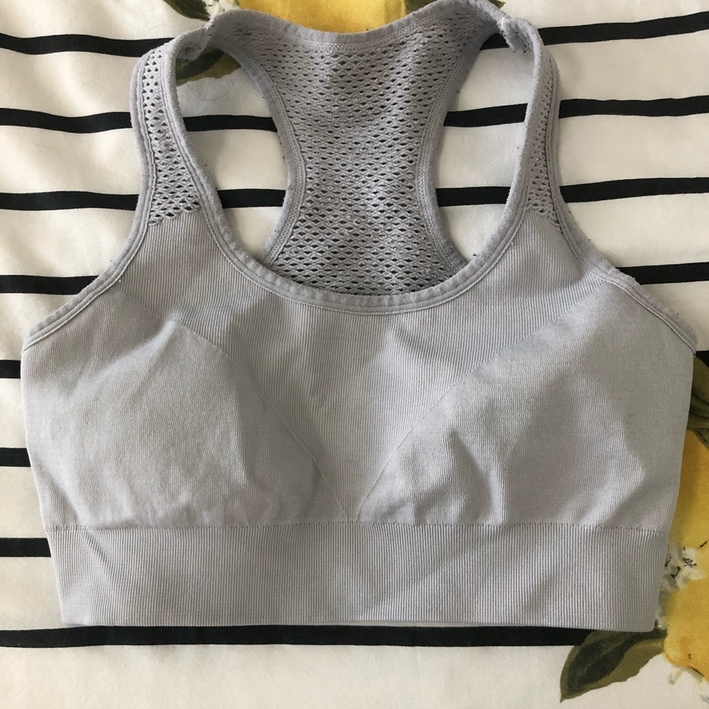 Nvgtn sports bra